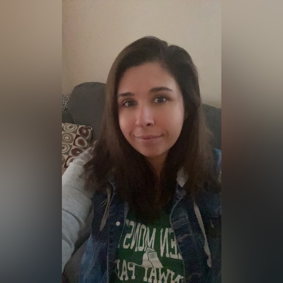 Meet your Posher, Alicia - Picture 1 of 1